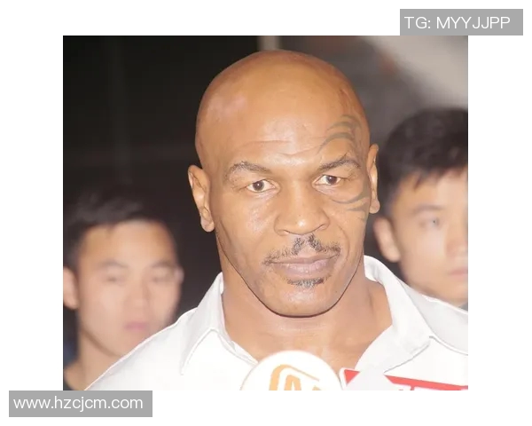 拳王真人版角色的魅力与挑战揭秘：从银幕到擂台的真实人生与奋斗故事